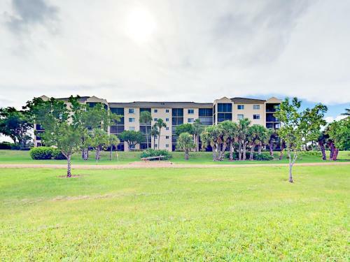 Apartamento 275 Palm Avenue Condo Unit #b103
