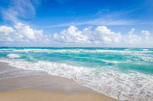 Jupiter Beach House Villa