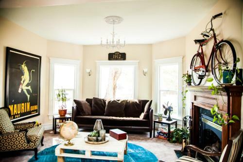 Grand Circle Bed And Breakfast