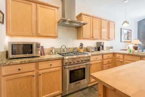Snowstar Condominiums Ketchum Walk To Town