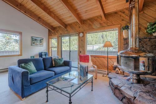 Smokey Plaza Condominium Warm Springs