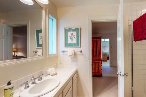 Creekside Retreat