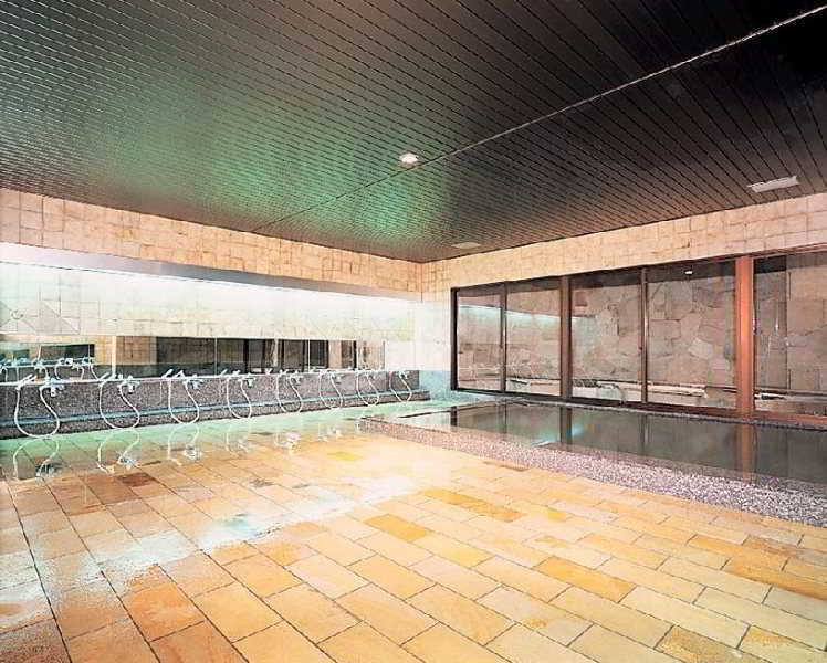 Nagoya Crown Hotel