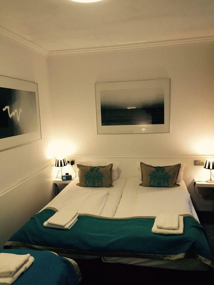 Dom Hotel Am R�merbrunnen