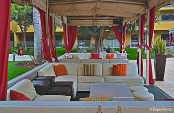 Atrium Hotel