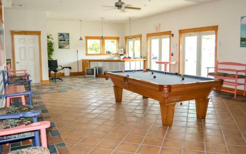 Bermuda Bay Condo "wright Stuff"