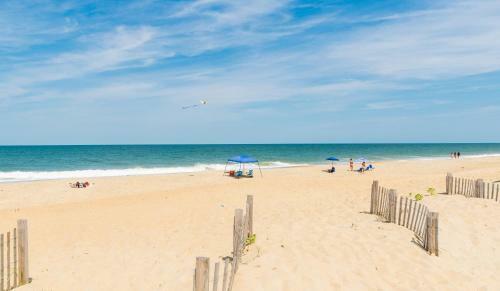 Beach Realty Saltaire #4