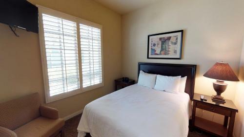2 Bedroom Villa In La Quinta, Ca (#lv211)