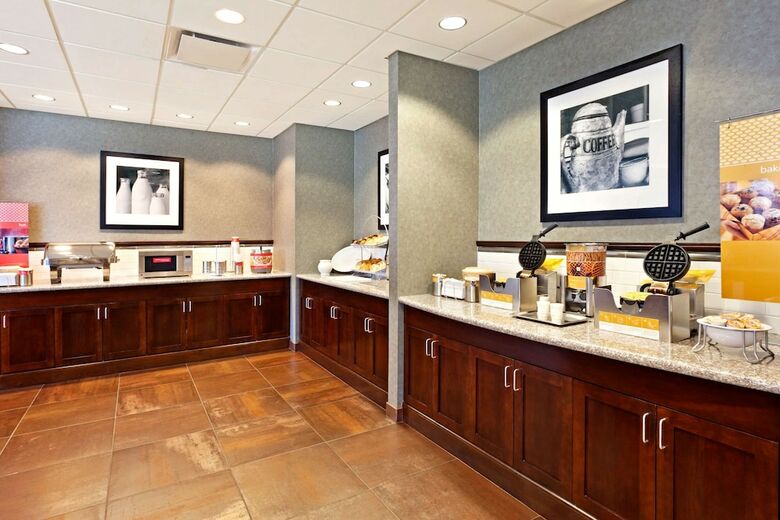 Hotel Hampton Inn & Suites Omaha-downtown