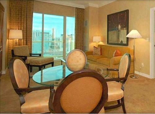 Apartamento Fallon Luxury Rentals At The Signature