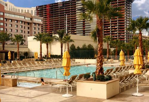 Apartamento Fallon Luxury Rentals At The Signature