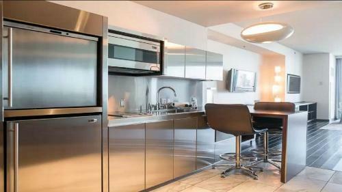 Apartamento Beautiful 51st Floor With Balcony & Mountain Views