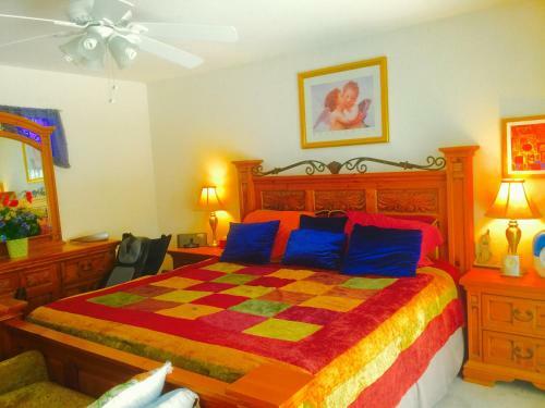 Master Bedroom Suite+private Bath