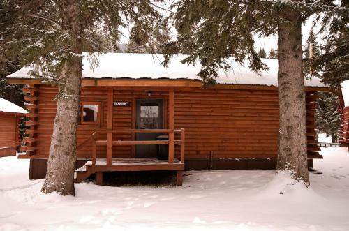 Lodge Bear Paw Cabin