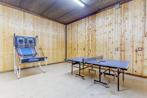 Spruce Bluff Lodge
