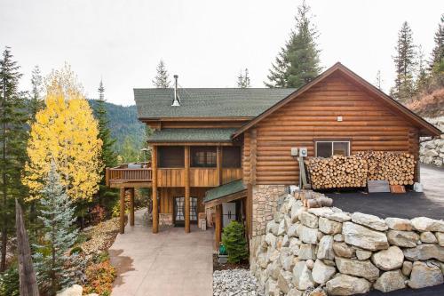 Spruce Bluff Lodge