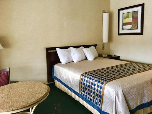 Motel River's Edge Lodge
