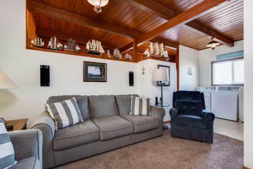 Lincoln City Beach Front Vacation Rental