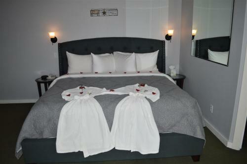 Starfish Manor Oceanfront Hotel