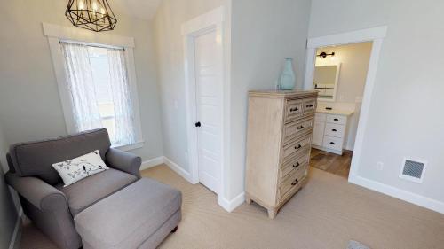 Searenity Now House 2689