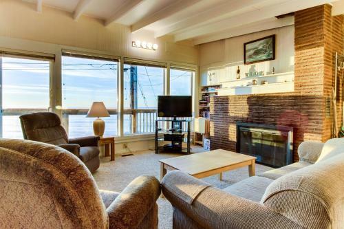 Anchor Court Views