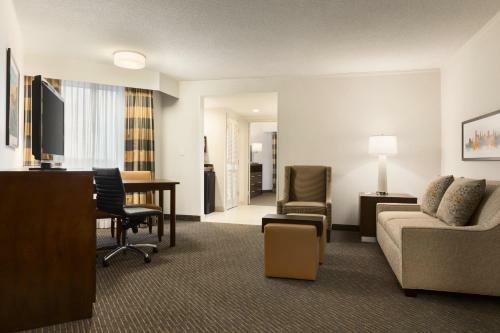 Hotel Embassy Suites Baltimore - At Bwi Airport