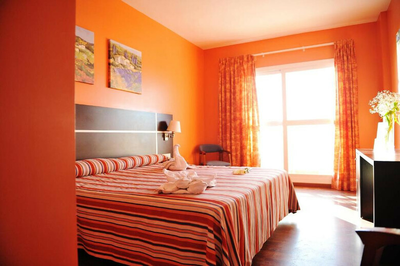 Hotel V�rtice Chipiona Mar