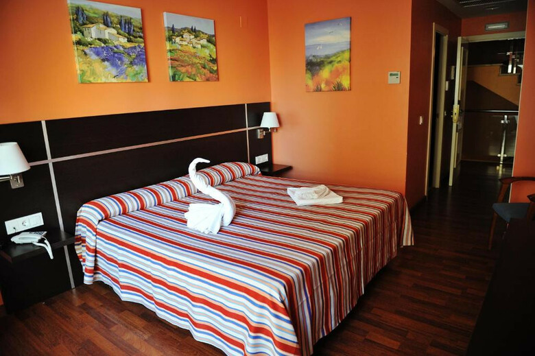 Hotel V�rtice Chipiona Mar