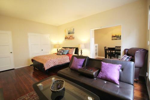 Tiverton Apartment