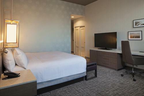 H Hotel Los Angeles, Curio Collection By Hilton