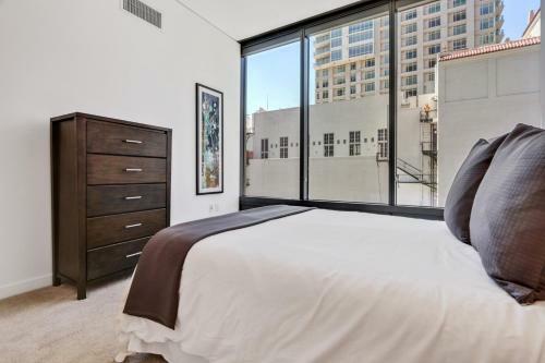 Apartamento Churchill Living Apex