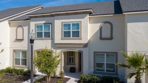 Gorgeous 3 Bd Home W/ Pool And Surf Park @ Solara Resort