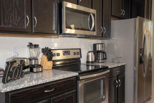 Gorgeous 3 Bd Home W/ Pool And Surf Park @ Solara Resort