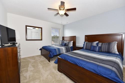 Six-bedroom Cabello Villa #401