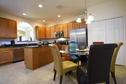 Six-bedroom Cabello Villa #421