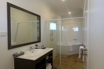 Hotel Pinctada Kimberley Grande
