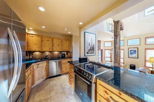 Apartment Aspen Creek 2