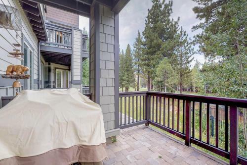 Mammoth Green Condos