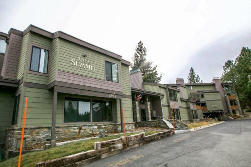 Apartamento Summit Condominium 106