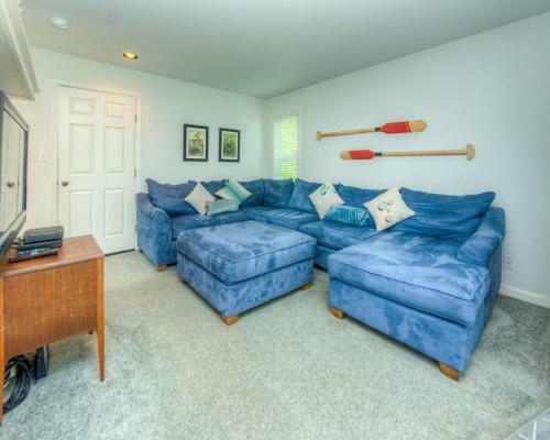Castaway Cabin