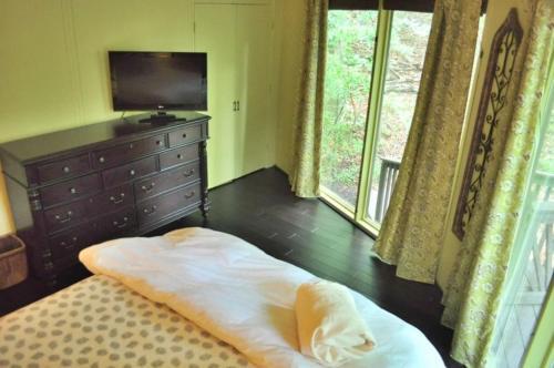 Chalet 35 Cabin
