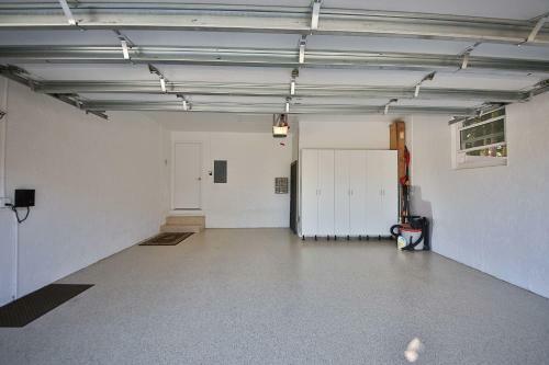 601 Lewis Court
