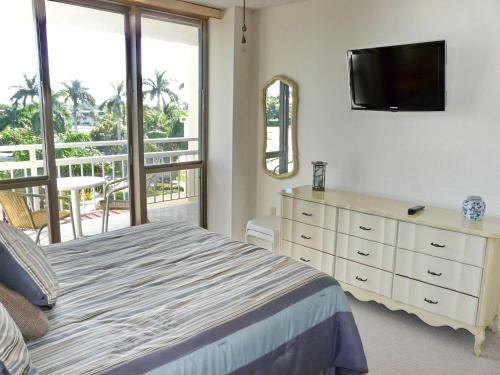 Tradewinds 410