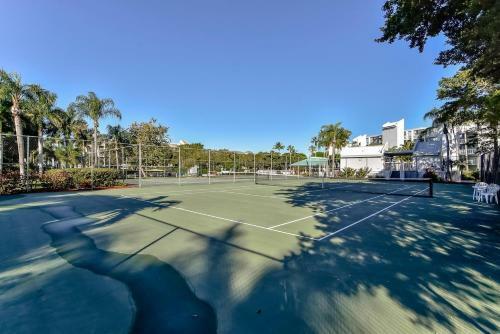 Eagle Cay Building 5-602