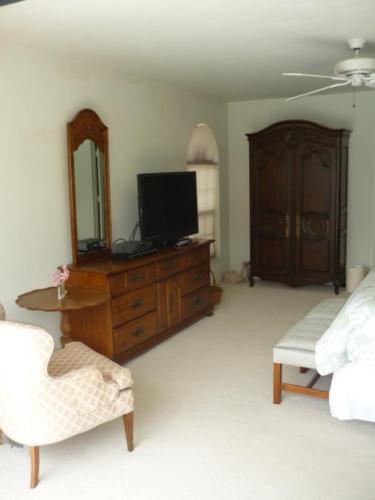 Stone Private Home #14098