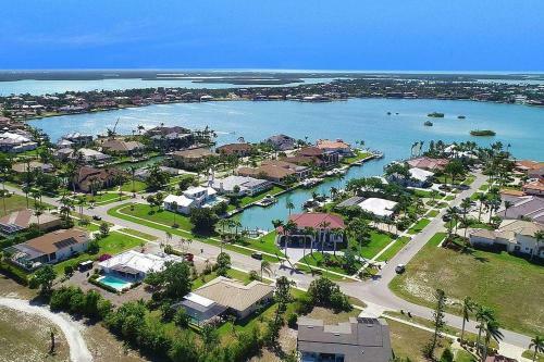 Paradise On Marco Island