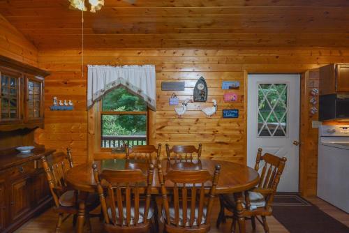 Sunset Ridge Three-bedroom Holiday Home
