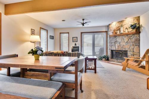 3 Hartwood Village