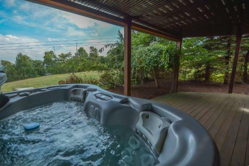 Steden Court Eight-bedroom Holiday Home