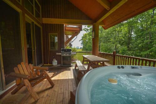 Baraboo Lodge Four-bedroom Holiday Home